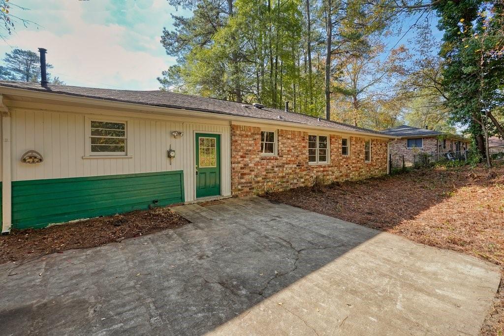 2571 Crockett Drive Southeast Drive SE