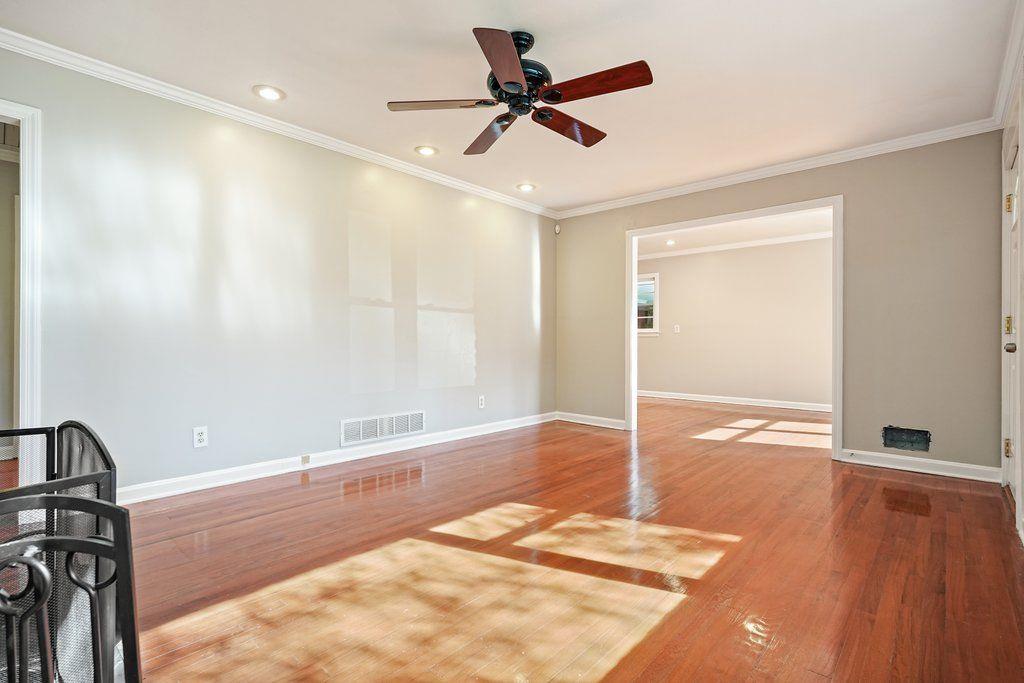 2571 Crockett Drive Southeast Drive SE