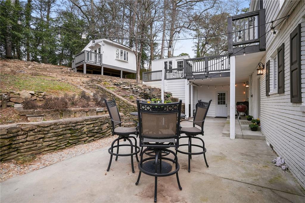 976 Cardova Drive NE