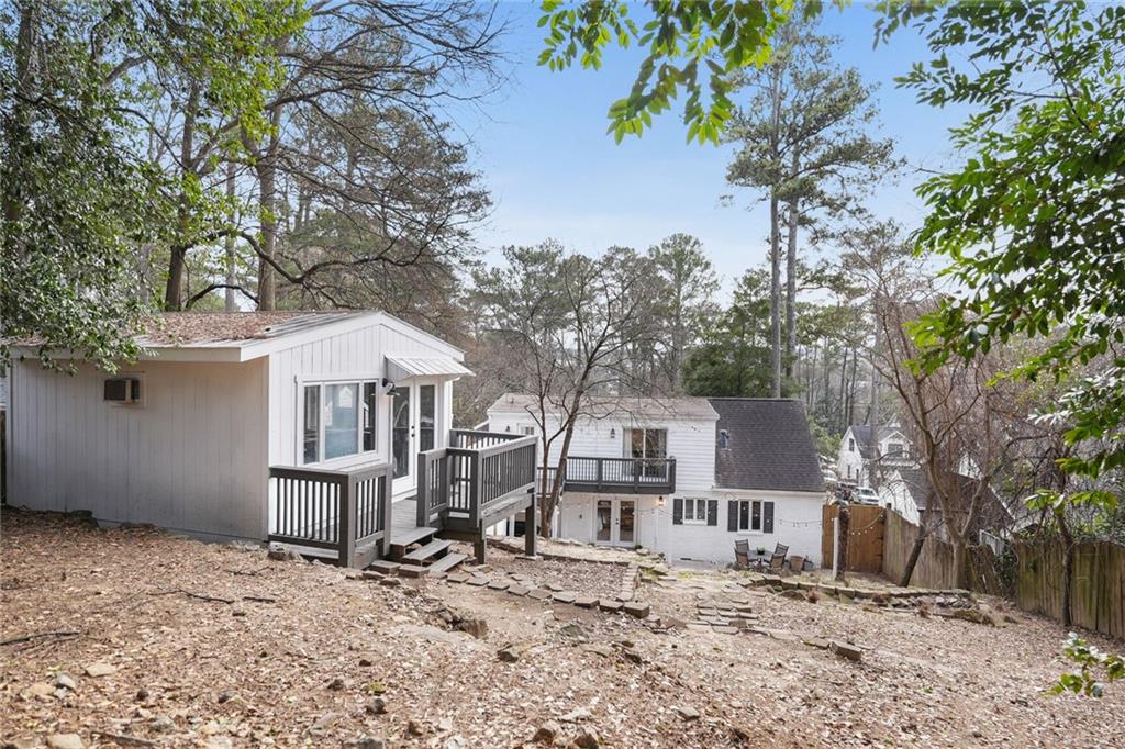 976 Cardova Drive NE