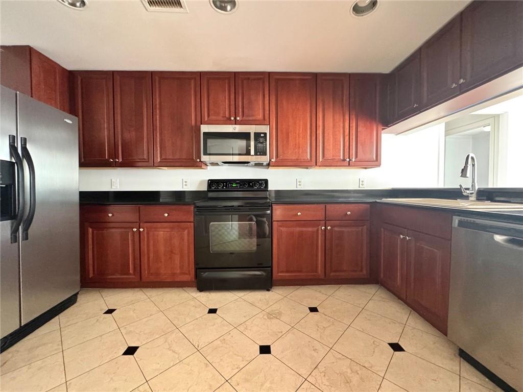 195 14th Street NE Unit 1802