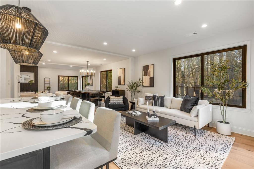 3099 Shadowood Lane