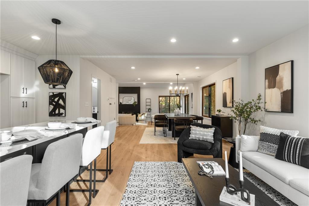 3099 Shadowood Lane
