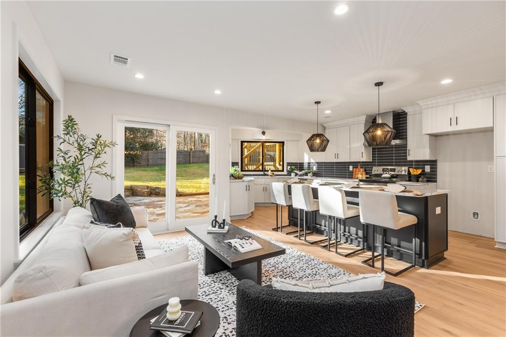 3099 Shadowood Lane