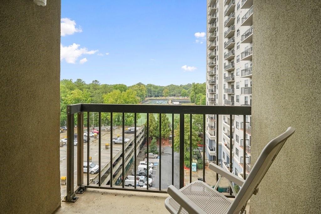 795 Hammond Drive Unit 709