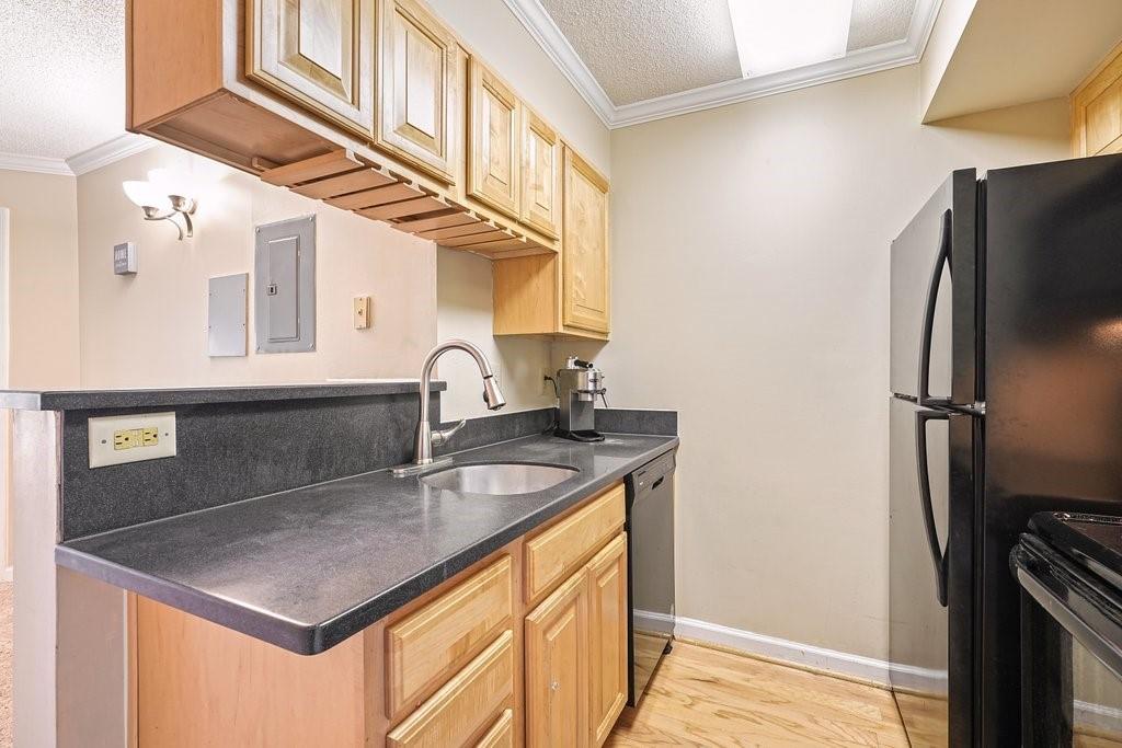 795 Hammond Drive Unit 709