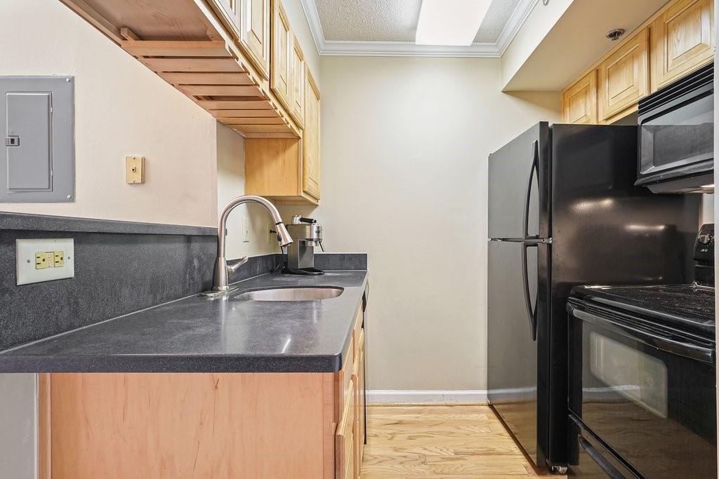 795 Hammond Drive Unit 709