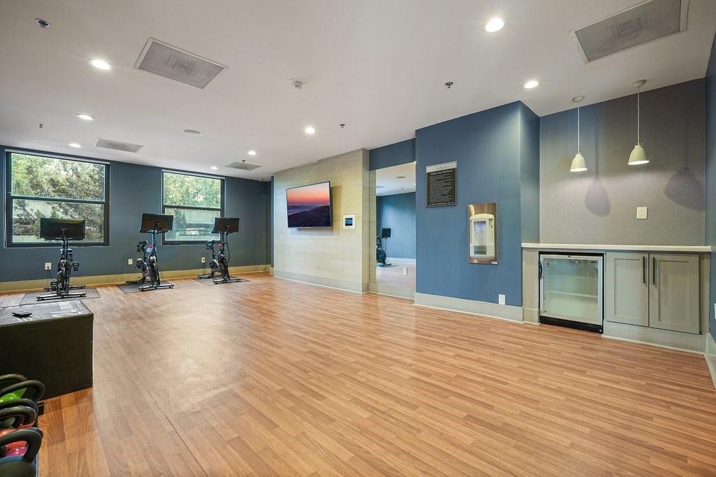 795 Hammond Drive Unit 709