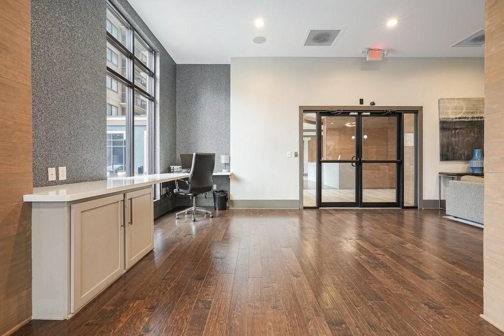 795 Hammond Drive Unit 709