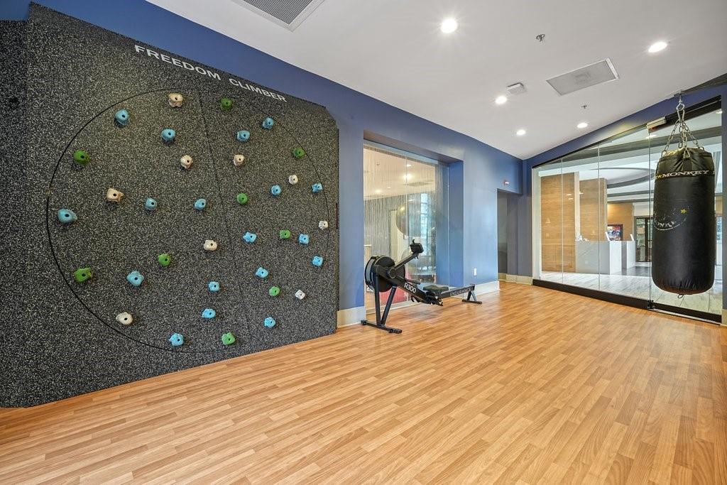 795 Hammond Drive Unit 709