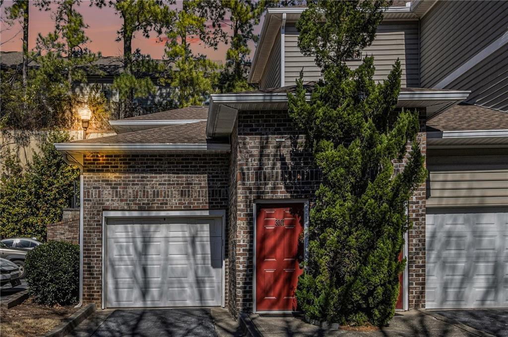 2700 Pine Tree Road NE Unit 3001