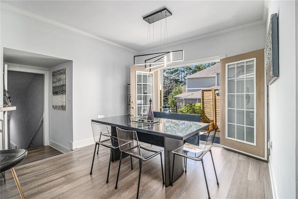 2700 Pine Tree Road NE Unit 3001