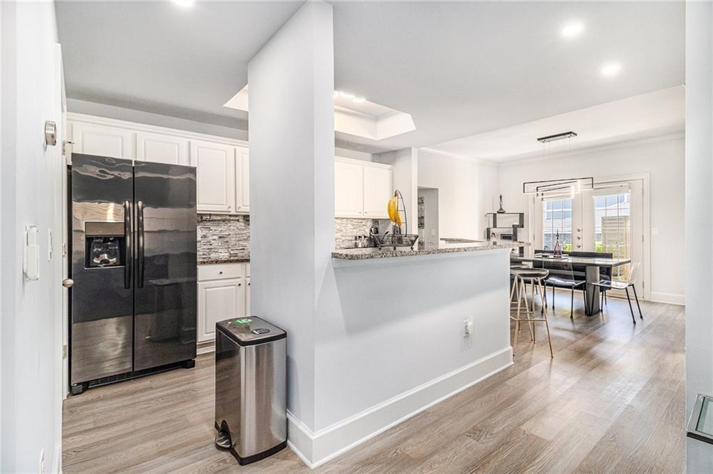 2700 Pine Tree Road NE Unit 3001