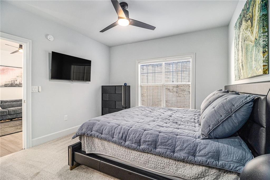 2700 Pine Tree Road NE Unit 3001