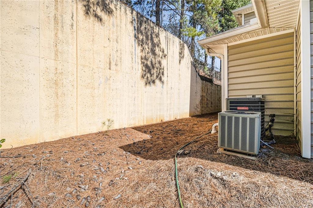 2700 Pine Tree Road NE Unit 3001