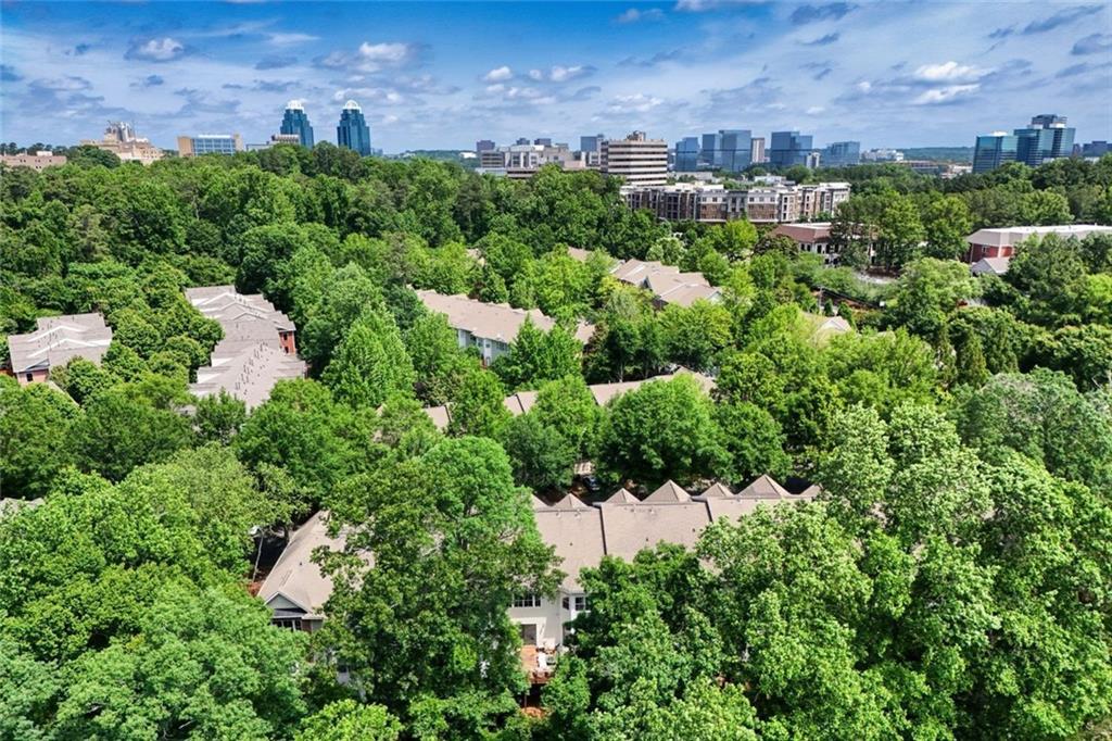 1203 Glenridge Place NE