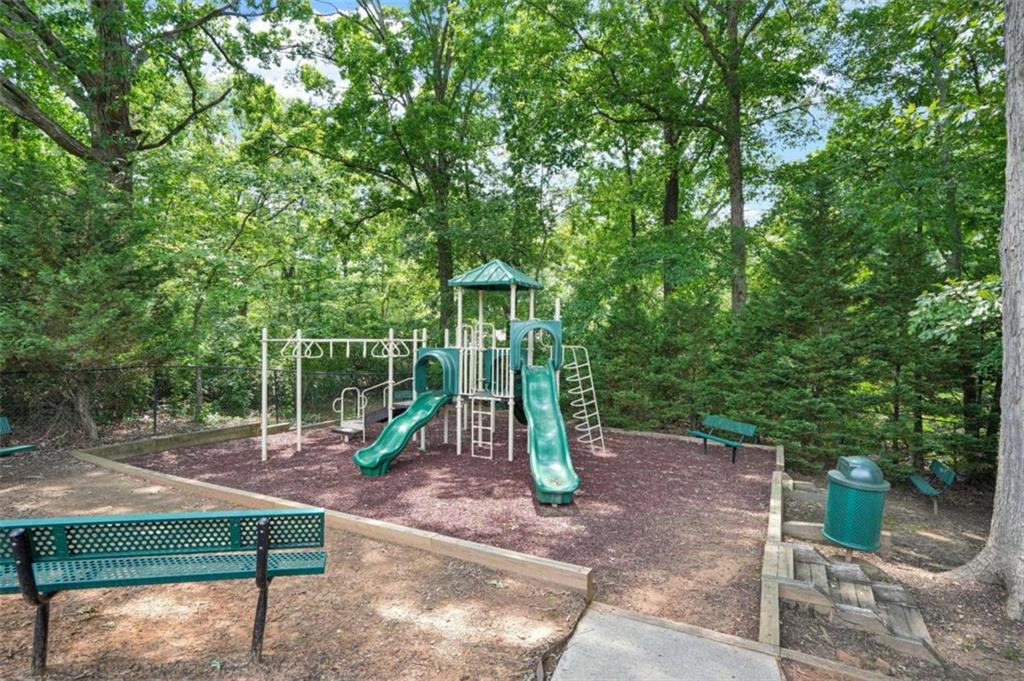 4000 Mcpherson Drive Drive