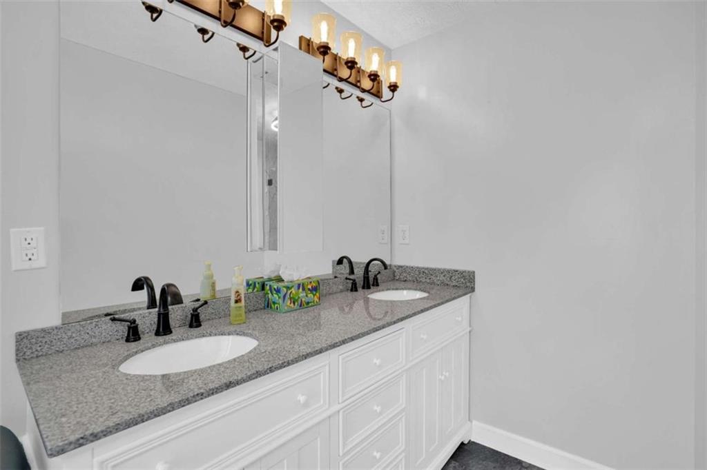 4000 Mcpherson Drive Drive