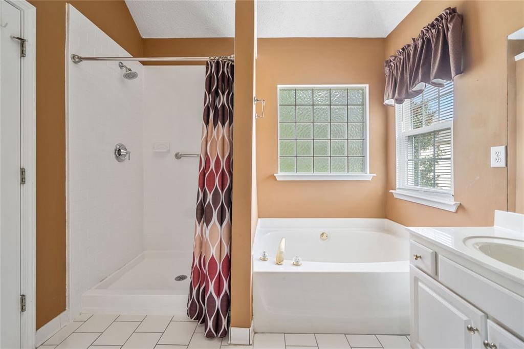 4124 High Country Drive