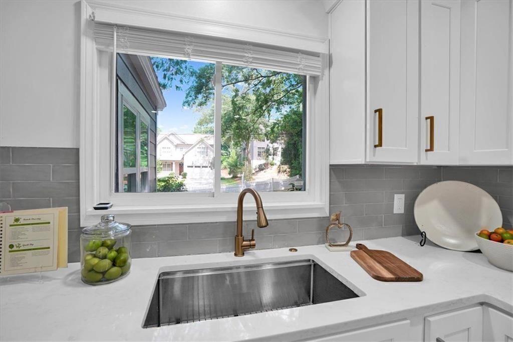 2138 Drew Valley Road NE