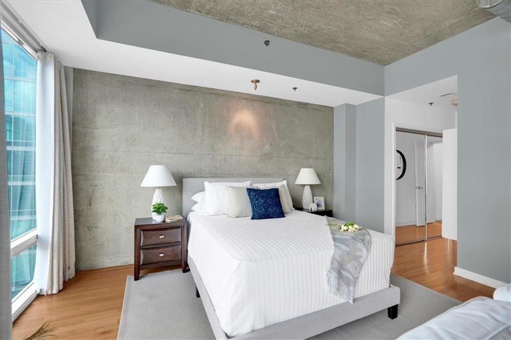 943 Peachtree Street NE Unit 1109