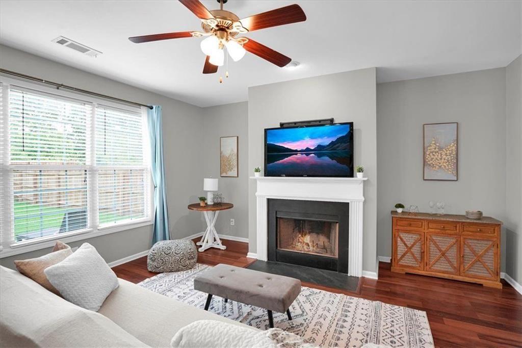 3700 Lakeside Walk Drive NW