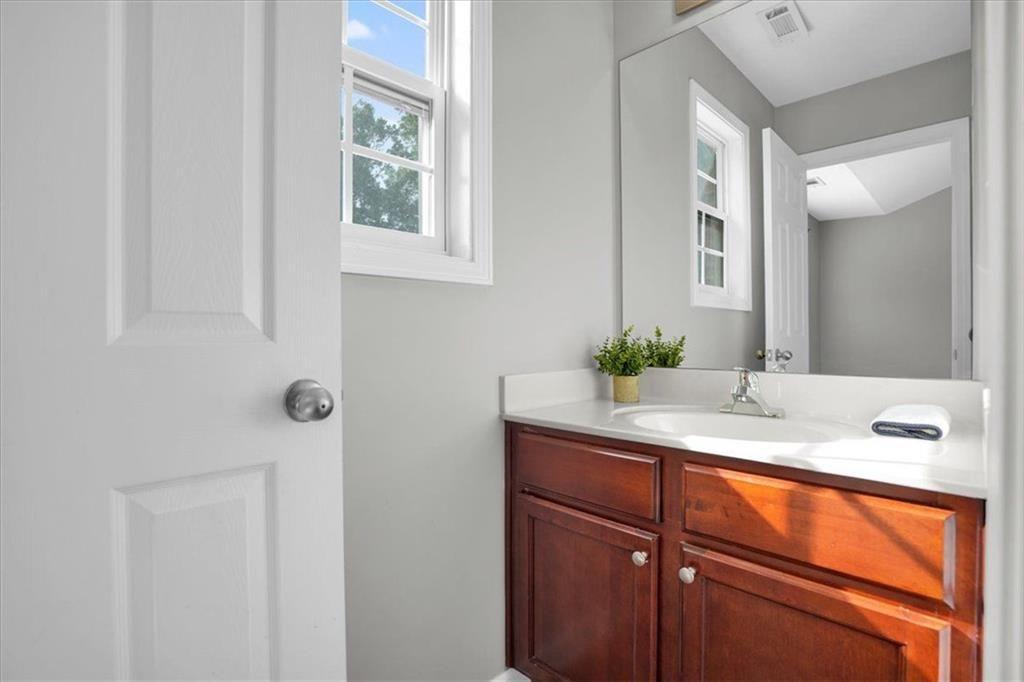 3700 Lakeside Walk Drive NW