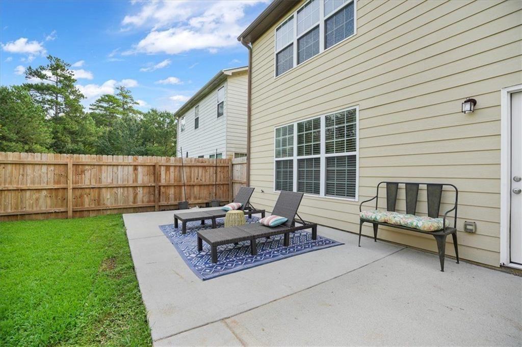 3700 Lakeside Walk Drive NW