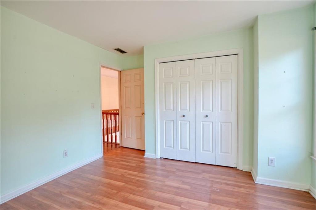 1274 Wynford Colony SW