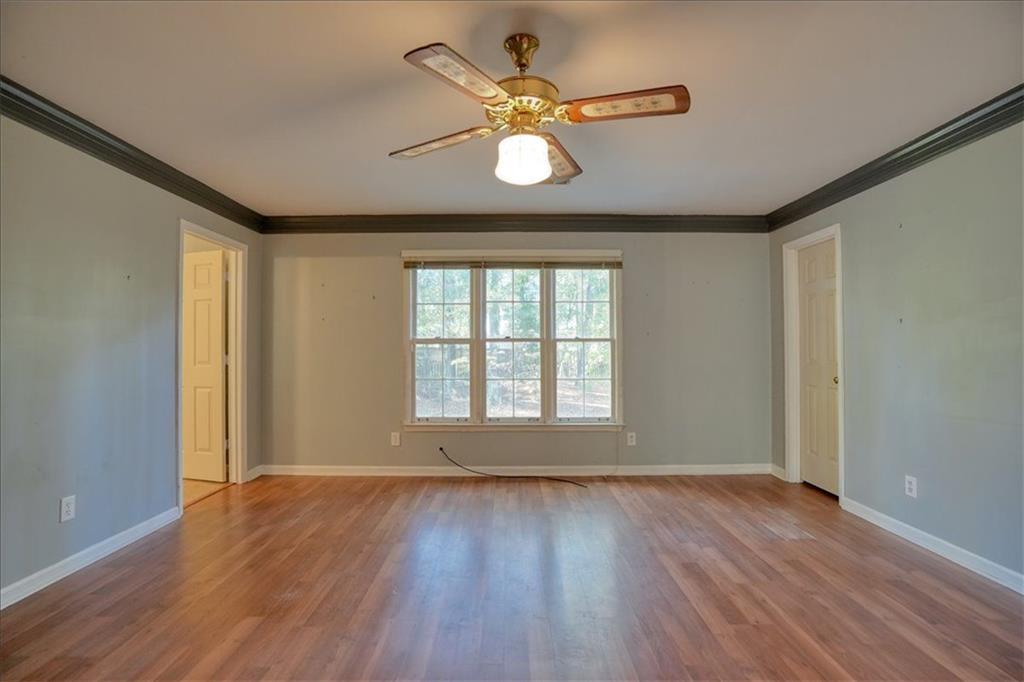 1274 Wynford Colony SW