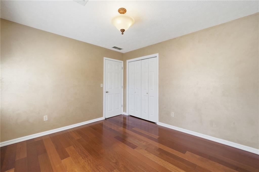 1217 Kaylyn Court NW