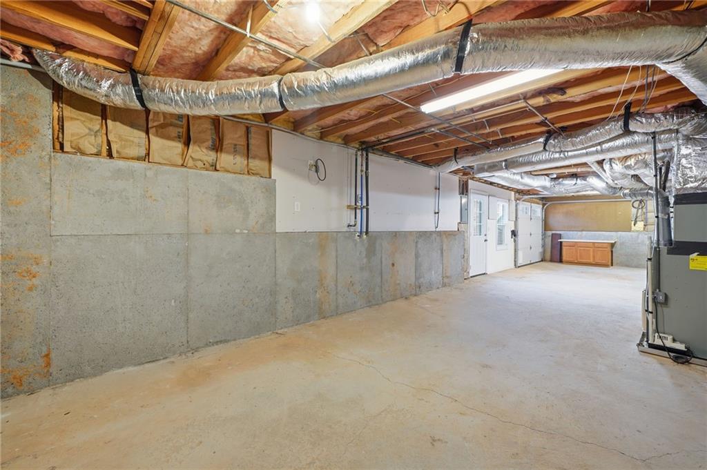 1217 Kaylyn Court NW