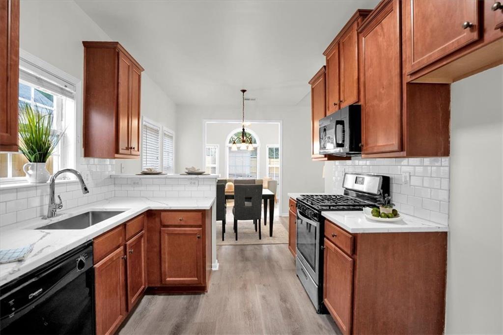 2418 Centennial Hill Way NW