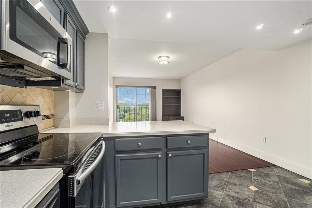 199 14th Street NE Unit 704