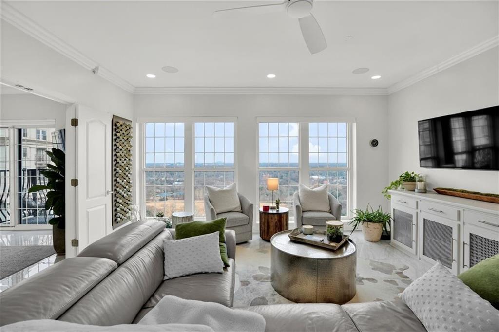 195 14th Street NE Unit 2806