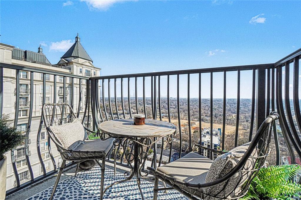 195 14th Street NE Unit 2806