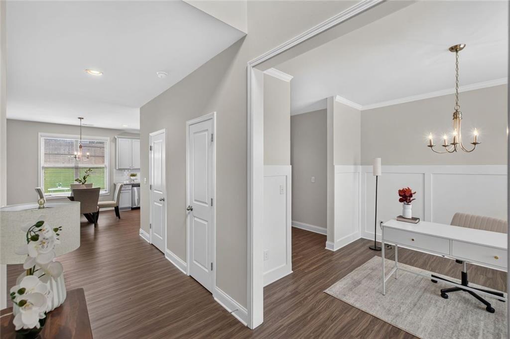 102 Edgeview Court