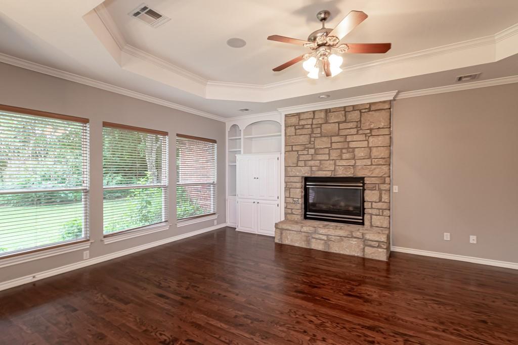 733 Riva Ridge