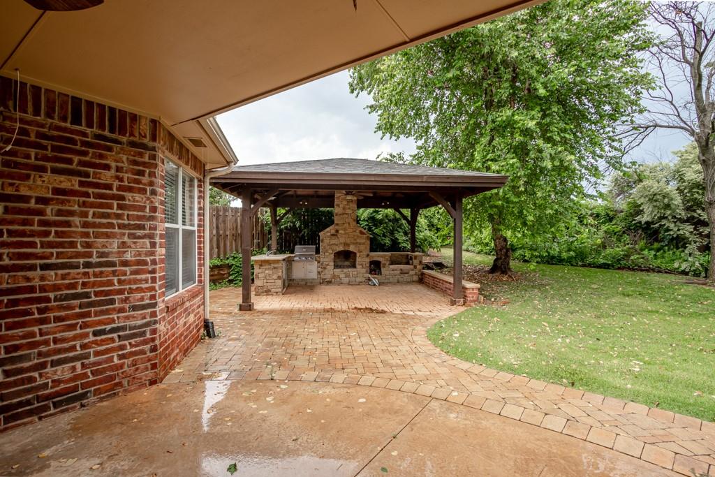 733 Riva Ridge