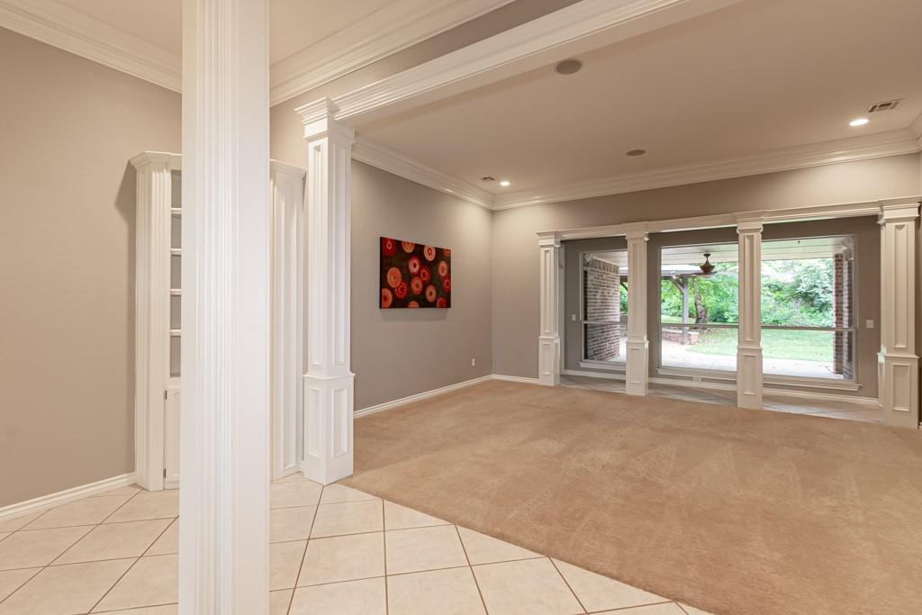 733 Riva Ridge
