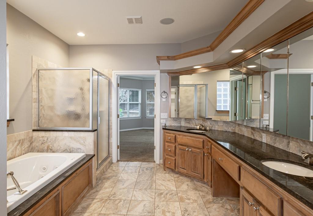 733 Riva Ridge