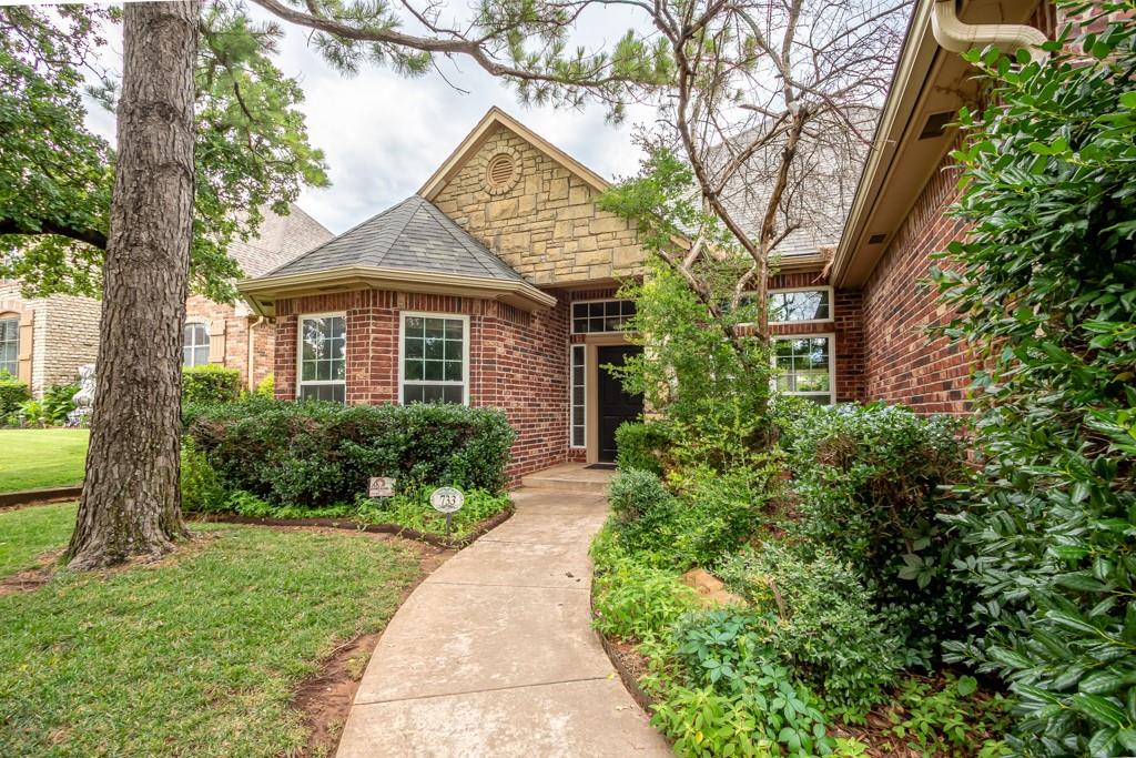 733 Riva Ridge