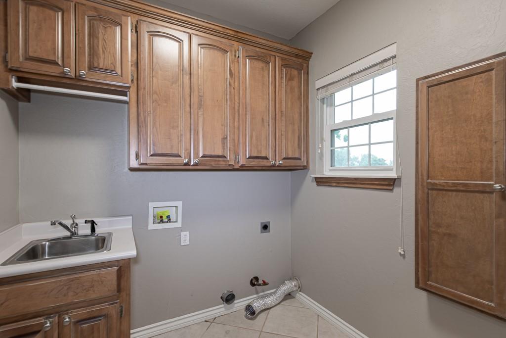 733 Riva Ridge