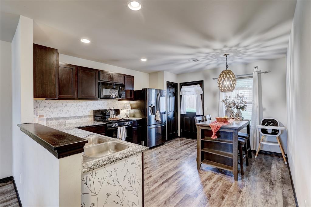 1425 Sandstone Drive