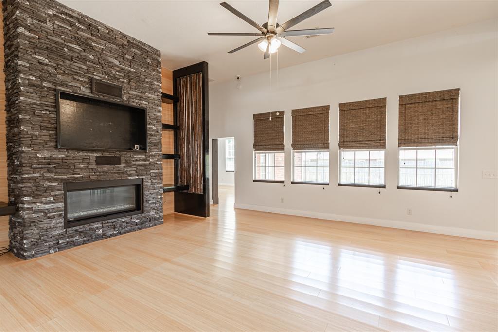 2408 Stonebridge Drive