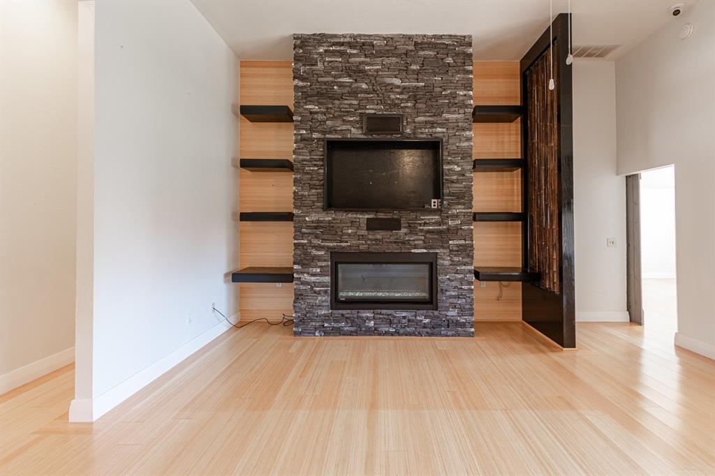 2408 Stonebridge Drive