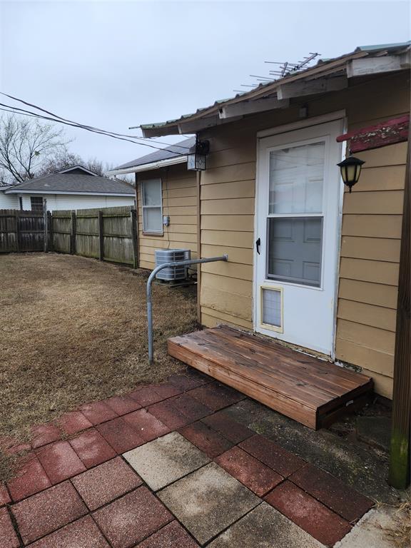 1032 E Chandler Street