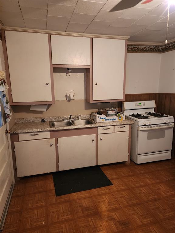 1032 E Chandler Street