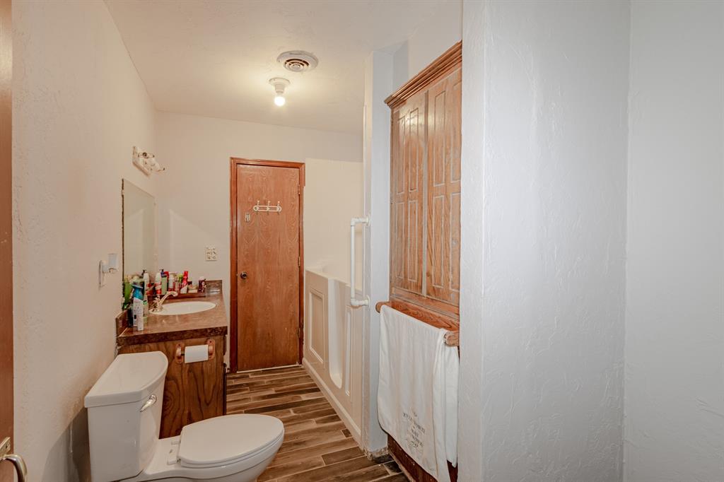 21490 Pennsylvania Avenue