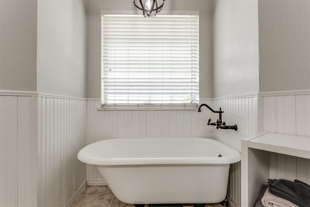 19418 Robert Clark Circle